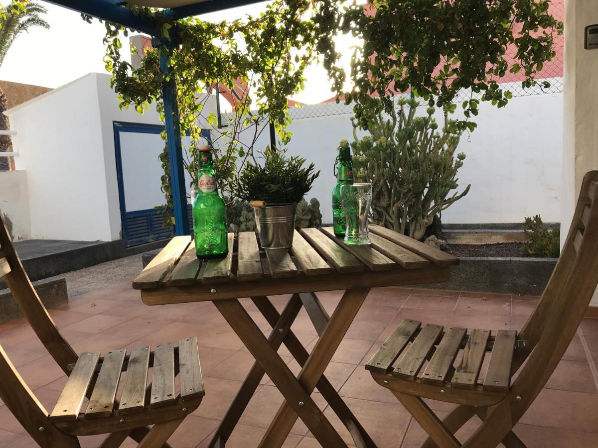 Vivienda Vacacional Delia Castillo a 100 metros de la playa Caleta de Fuste Exterior foto